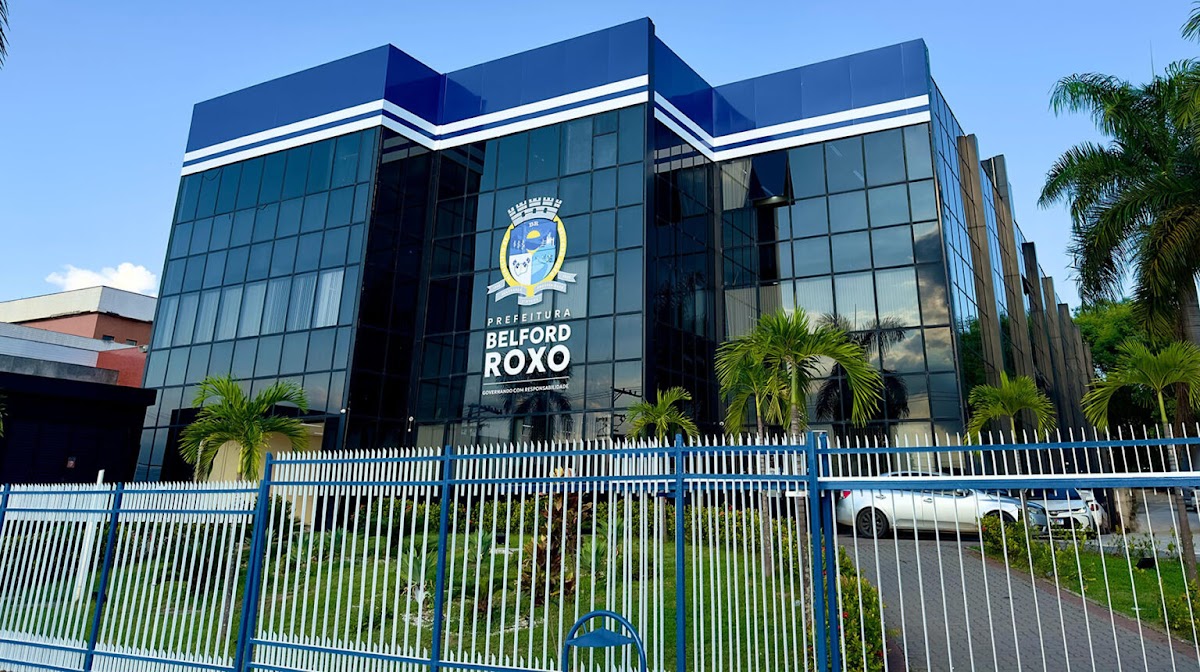 Fachada do prédio da Prefeitura de Belford Roxo, na Baixada Fluminense.
