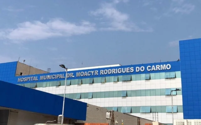Fachada do Hospital Municipal Moacyr do Carmo em Duque de Caxias na Baixada Fluminense